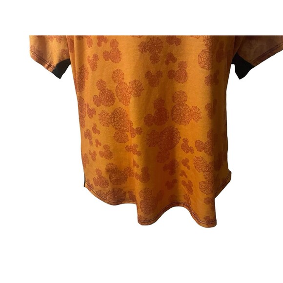 Disney Parks MINNIE MOUSE Witch Halloween T-Shirt with Cape Size Large - Picture 9 of 15